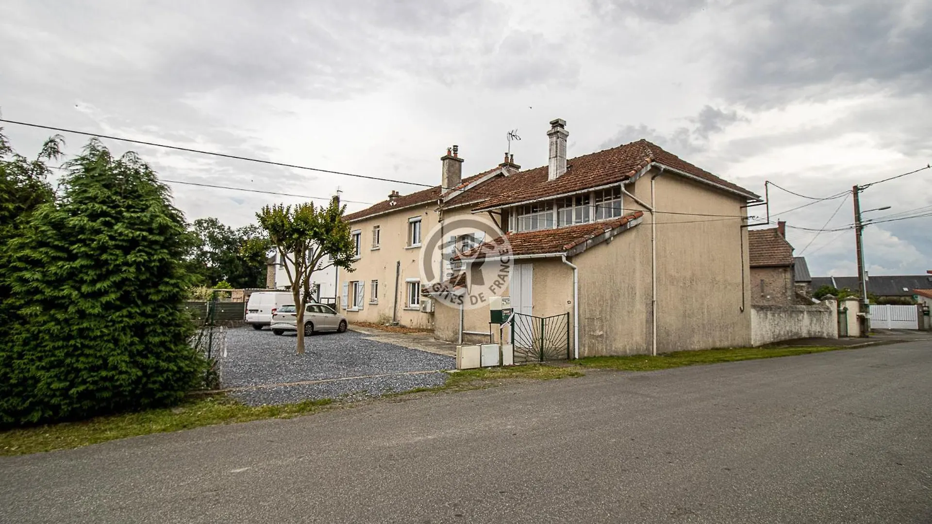 Location Appartement Des Pyrenees Bordères-sur-l'Échez アパート